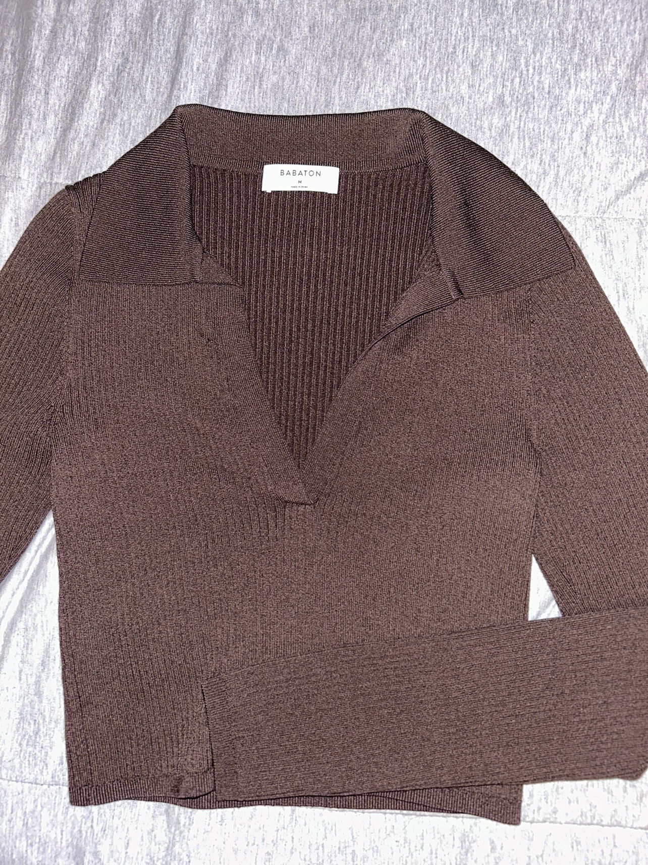 Aritzia Babaton Ribbed Knit Polo Longsleeve - photo 3
