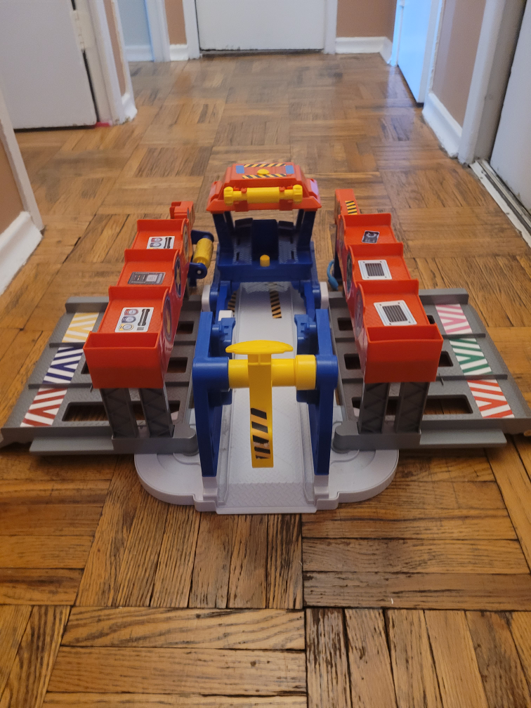Paw Patrol 4 Level Parking Garage - photo 3