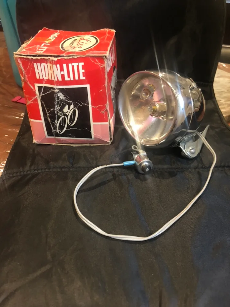 Vintage Bicycle Light/Horn image indicator(4)