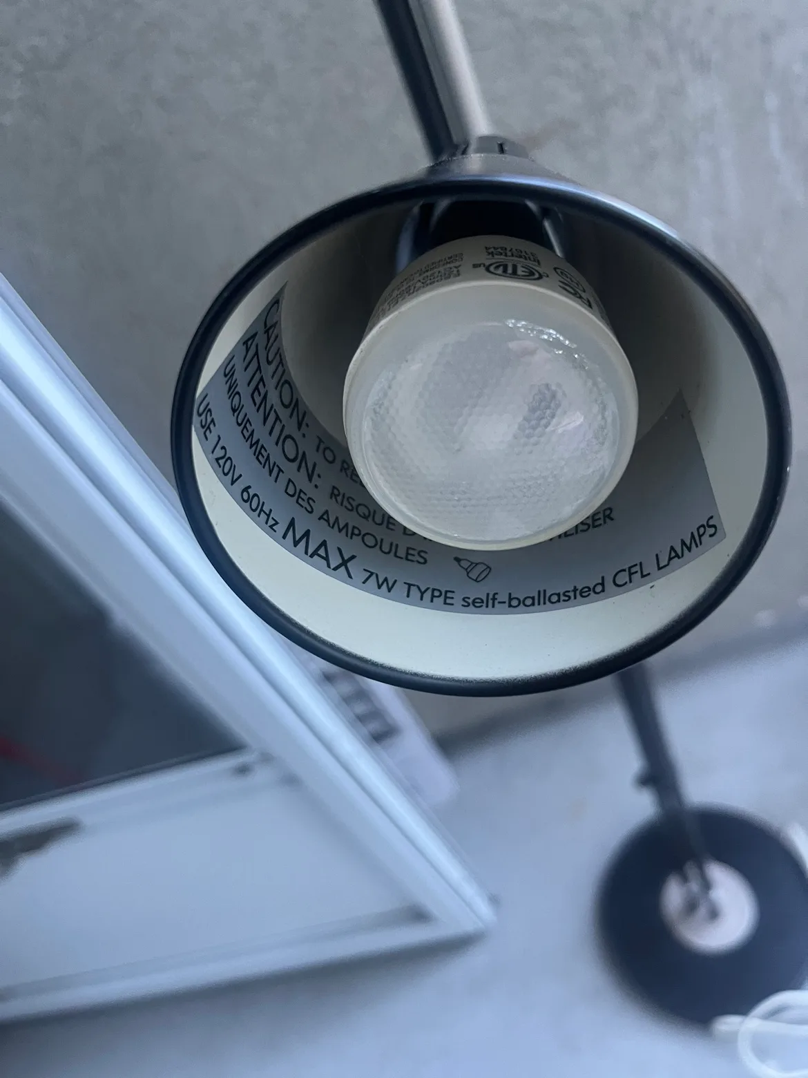 IKEA Three-Light Floor Lamp image indicator(6)