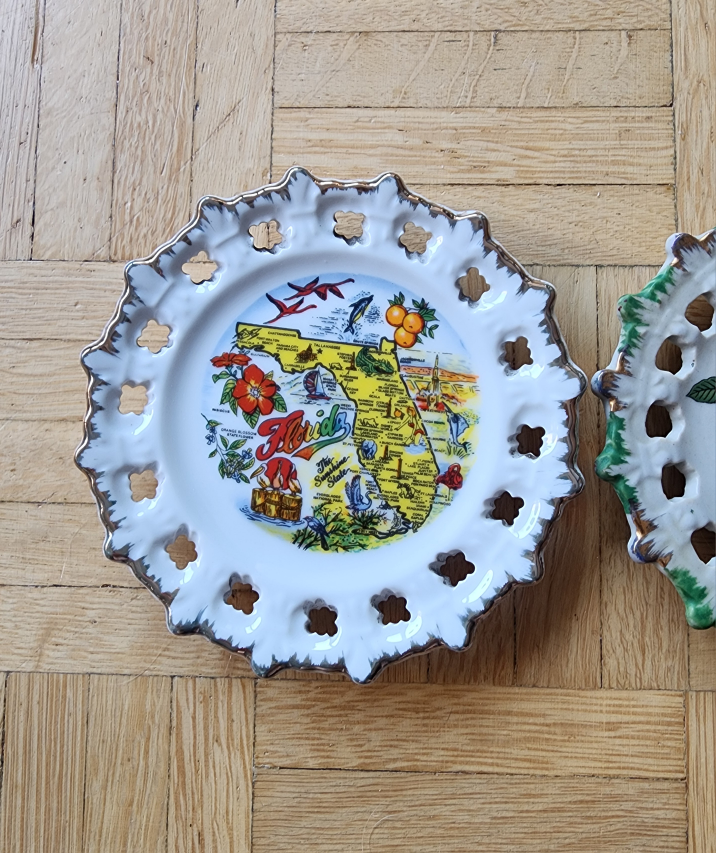 Vintage Kitsch Florida Souvenir Plates - photo 3