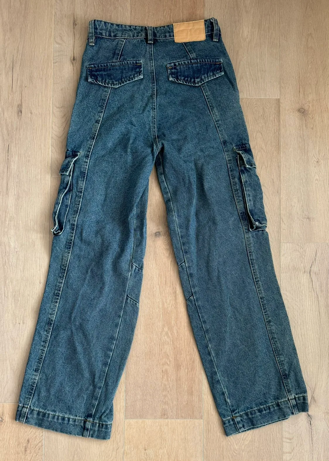 New! Denim pockets straight-leg jeans image indicator(5)