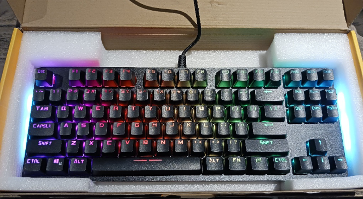 Blackweb RGB Mechanical Gaming Keyboard - photo 3