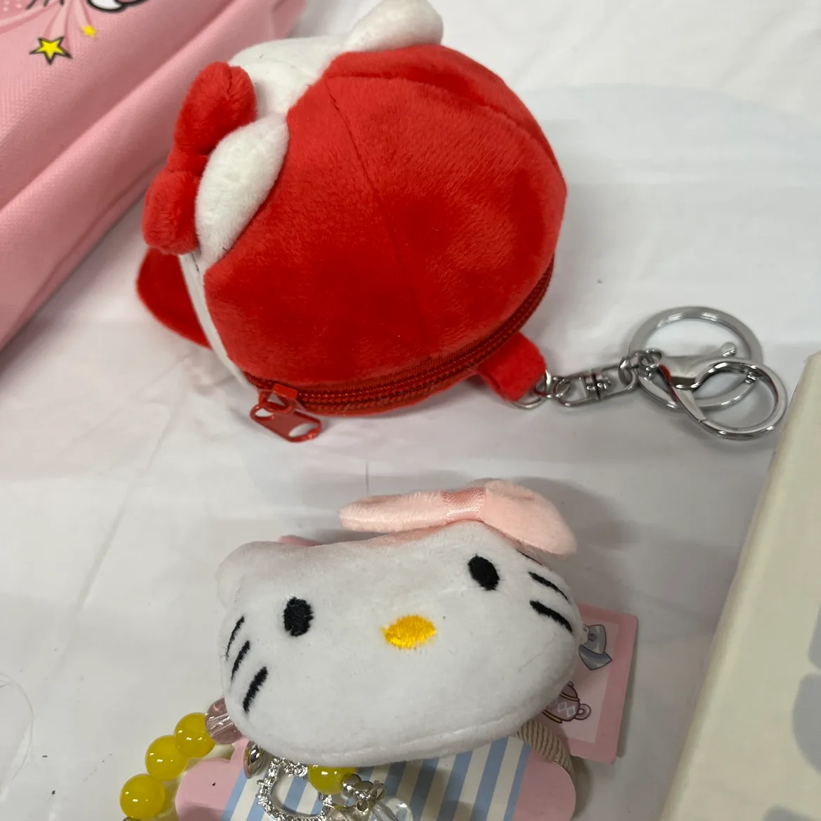 Hello Kitty Pop It and more themed items image indicator(7)