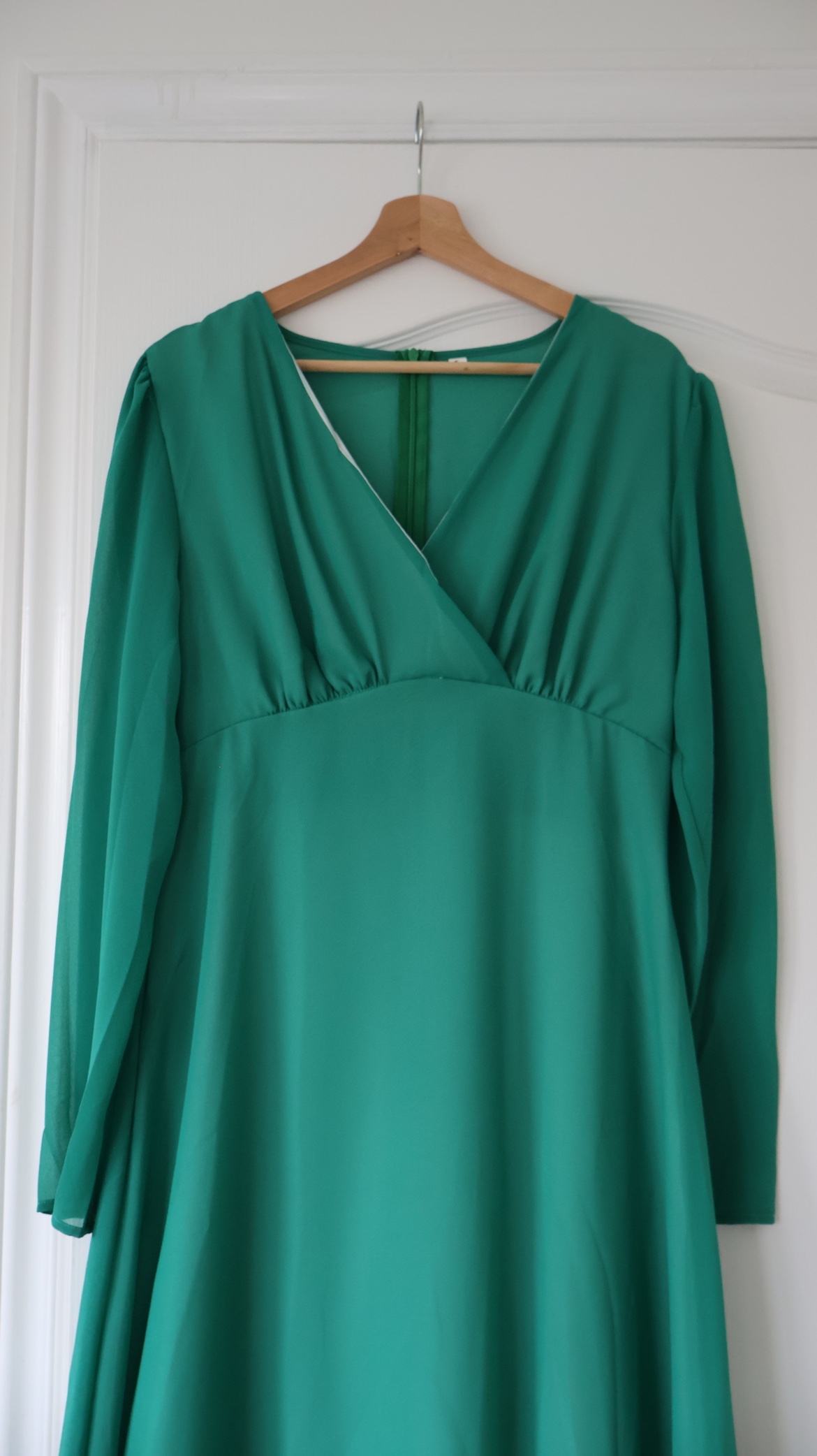 Green 3/4 Sleeve Dress