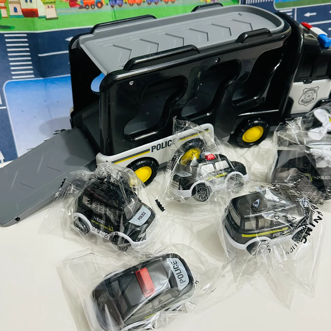 BNIP Police Car Pull Back Toy Set image indicator(6)