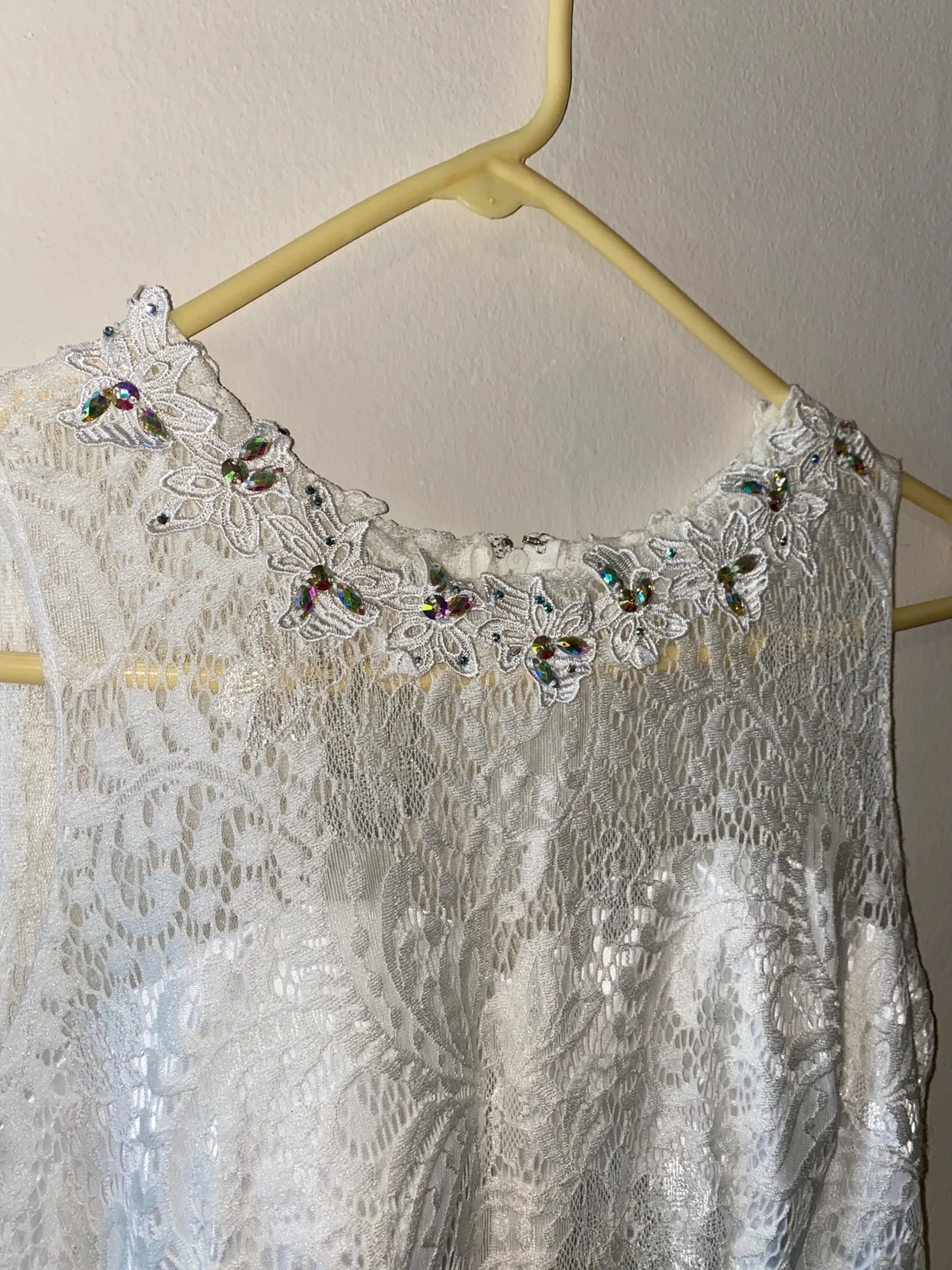 White Lace Dress with Rhinestones image indicator(3)