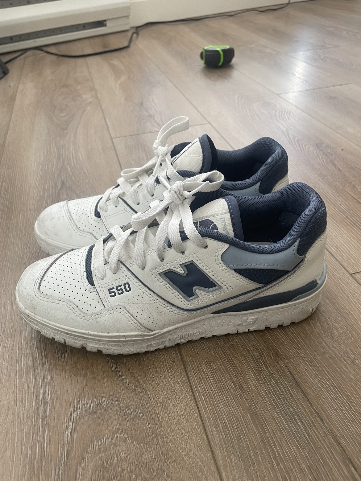 New Balance 550 Women’s size 7.5 - photo 3