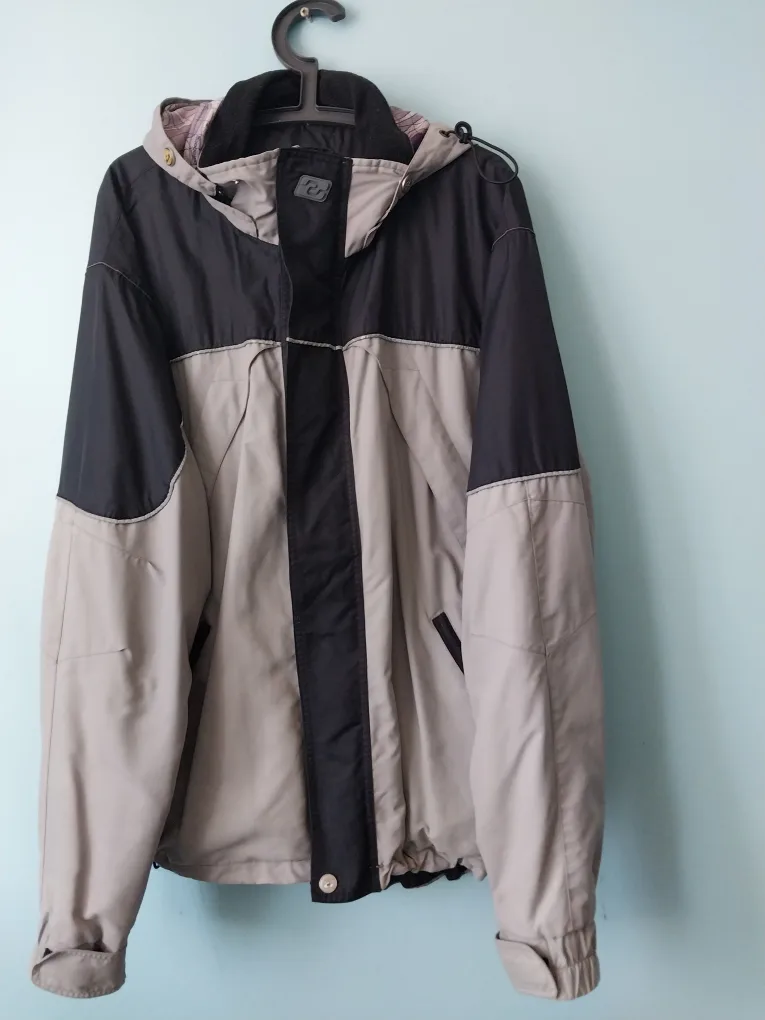 Billabong Hooded Men's Jacket. *It's available* Firm price. image indicator(3)