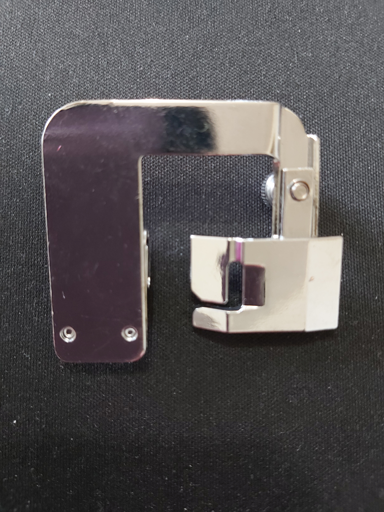 zipper foot and rolled  hem foot - photo 5