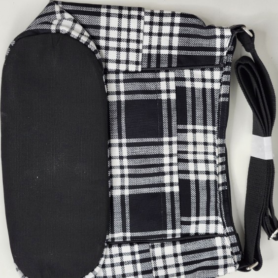 Thirty-One AG69 Perfectly Plaid Black and White Casual Carry-All - photo 2