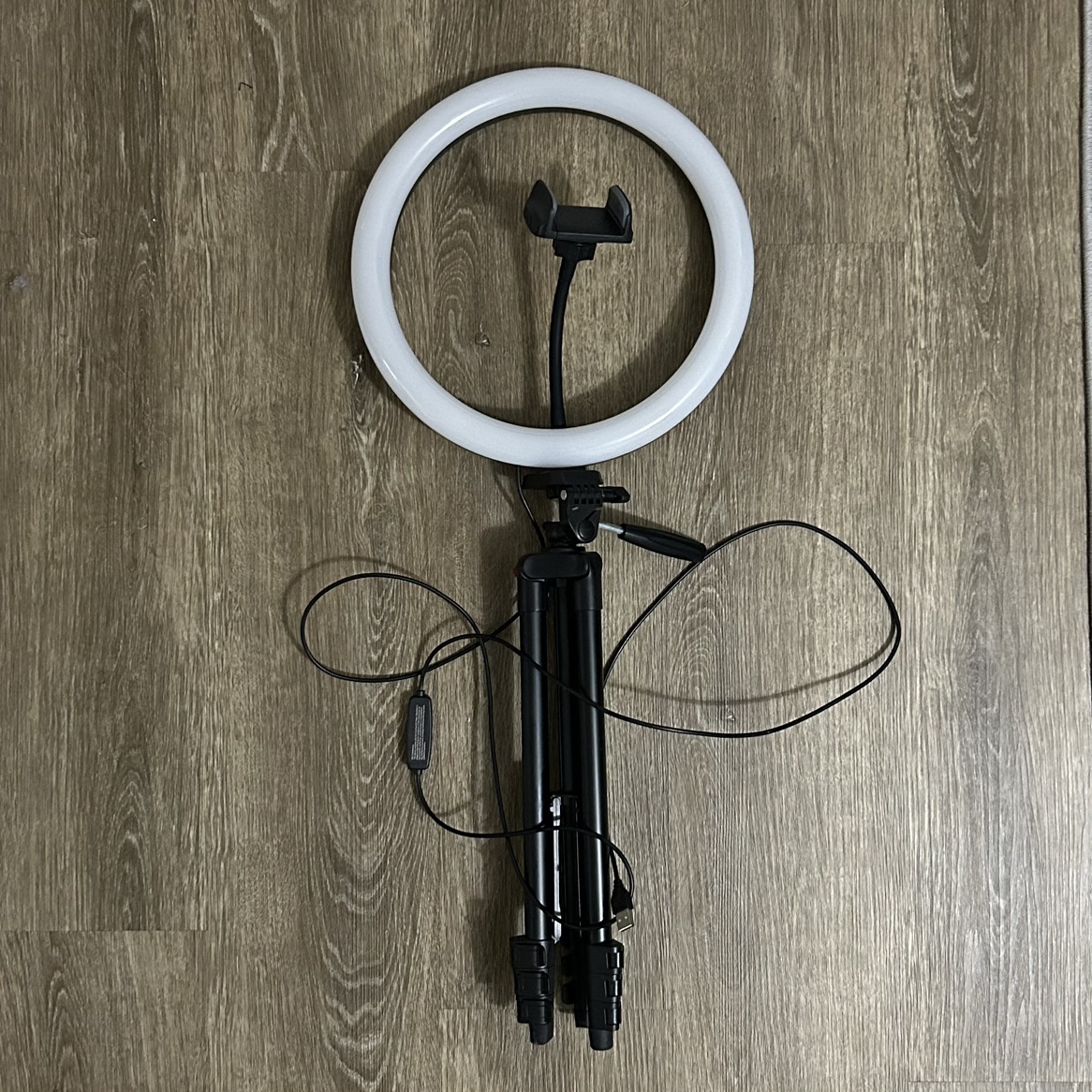 12" Ring Light, Selfie Ring Light with 3 Color Modes, Tripod - photo 4