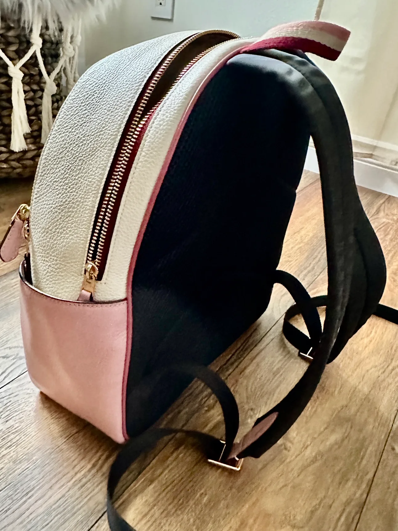 Coach Backpack with Stripe Heart Motif image indicator(4)