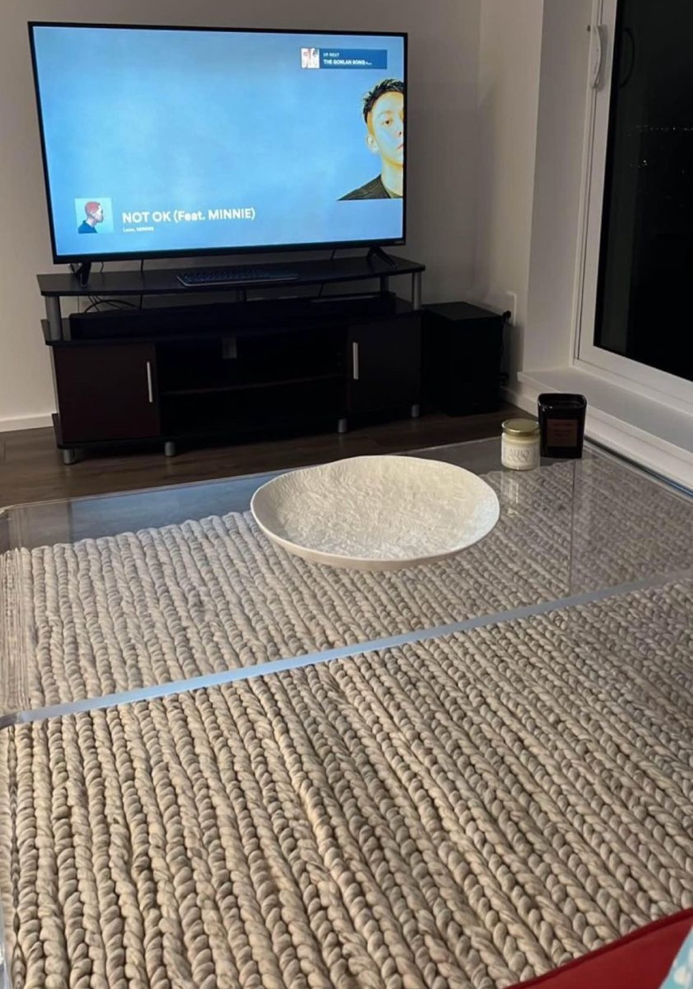 IKEA Off-white Handmade Area Rug | Includes felt underlayment - photo 4