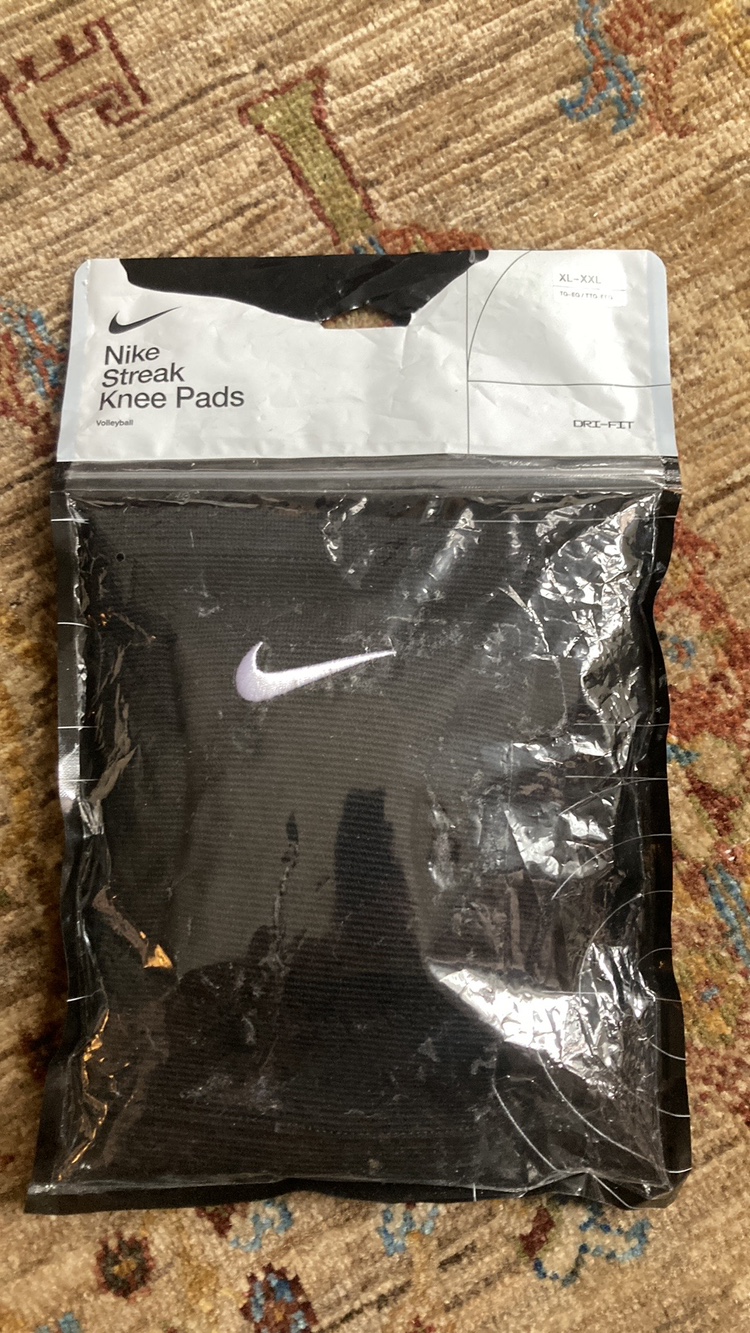 BRAND NEW Nike Streak Knee Pads 🧡