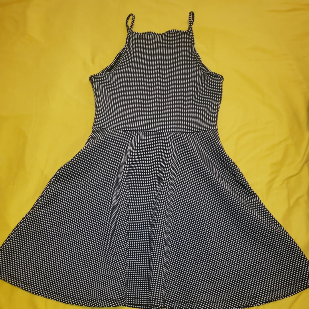 Black and White Polka Dot Dress size: S/M🧡