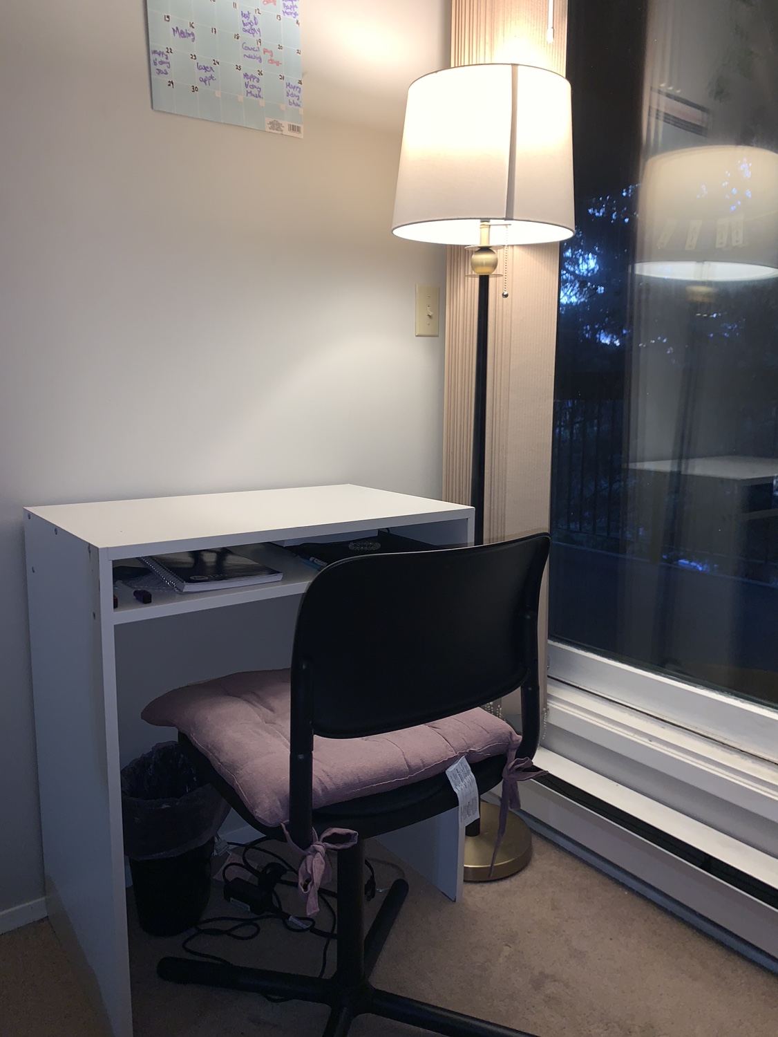 White Desk with chair and lamp - photo 5