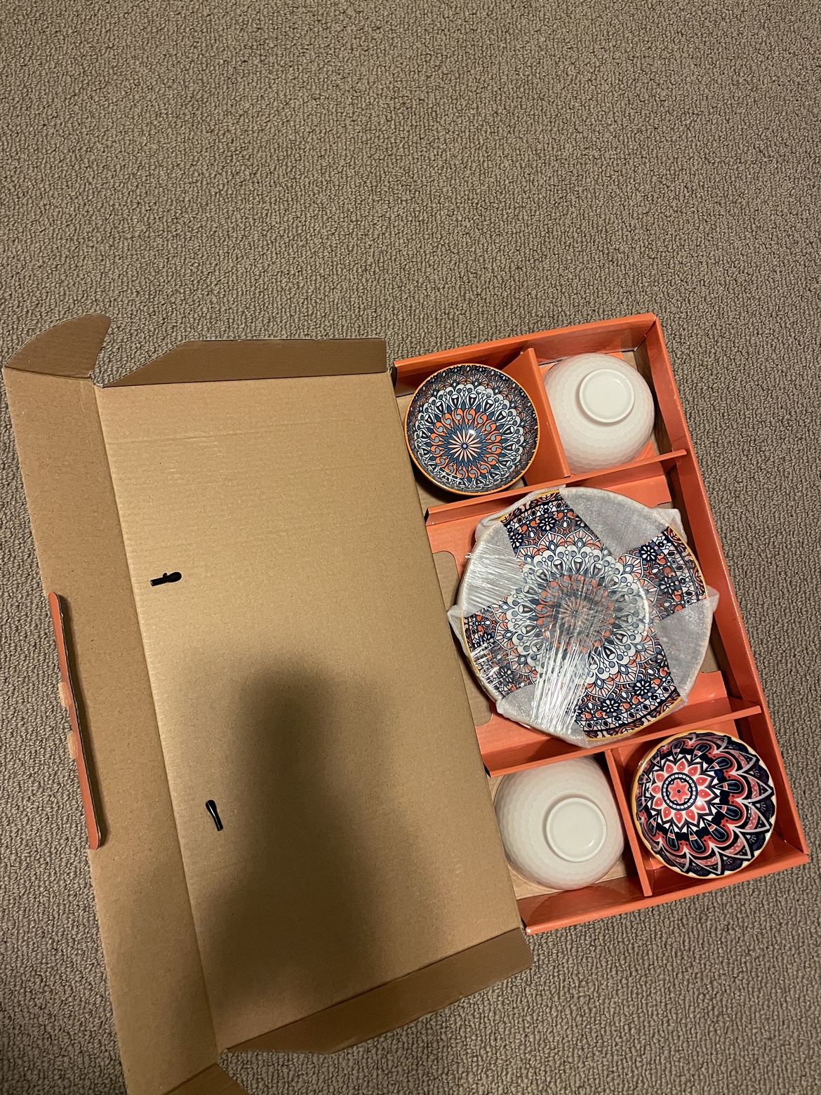 Ceramic Dinnerware Set - NEW