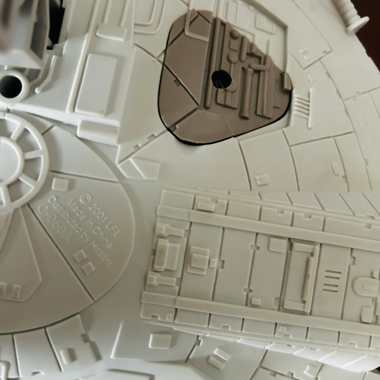 Vintage 2001 Star Wars Hasbro Millennium Falcon Collectible Toy image indicator(2)