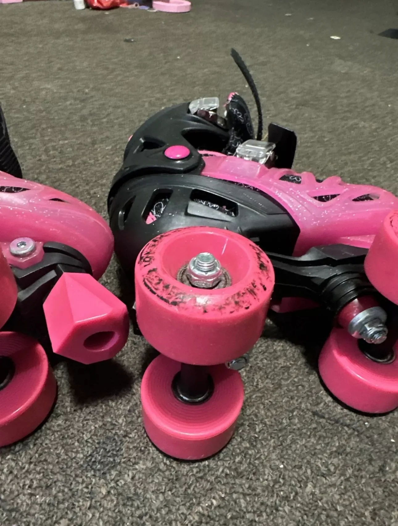 Roller Derby Quad Roller Skates(used) image indicator(2)