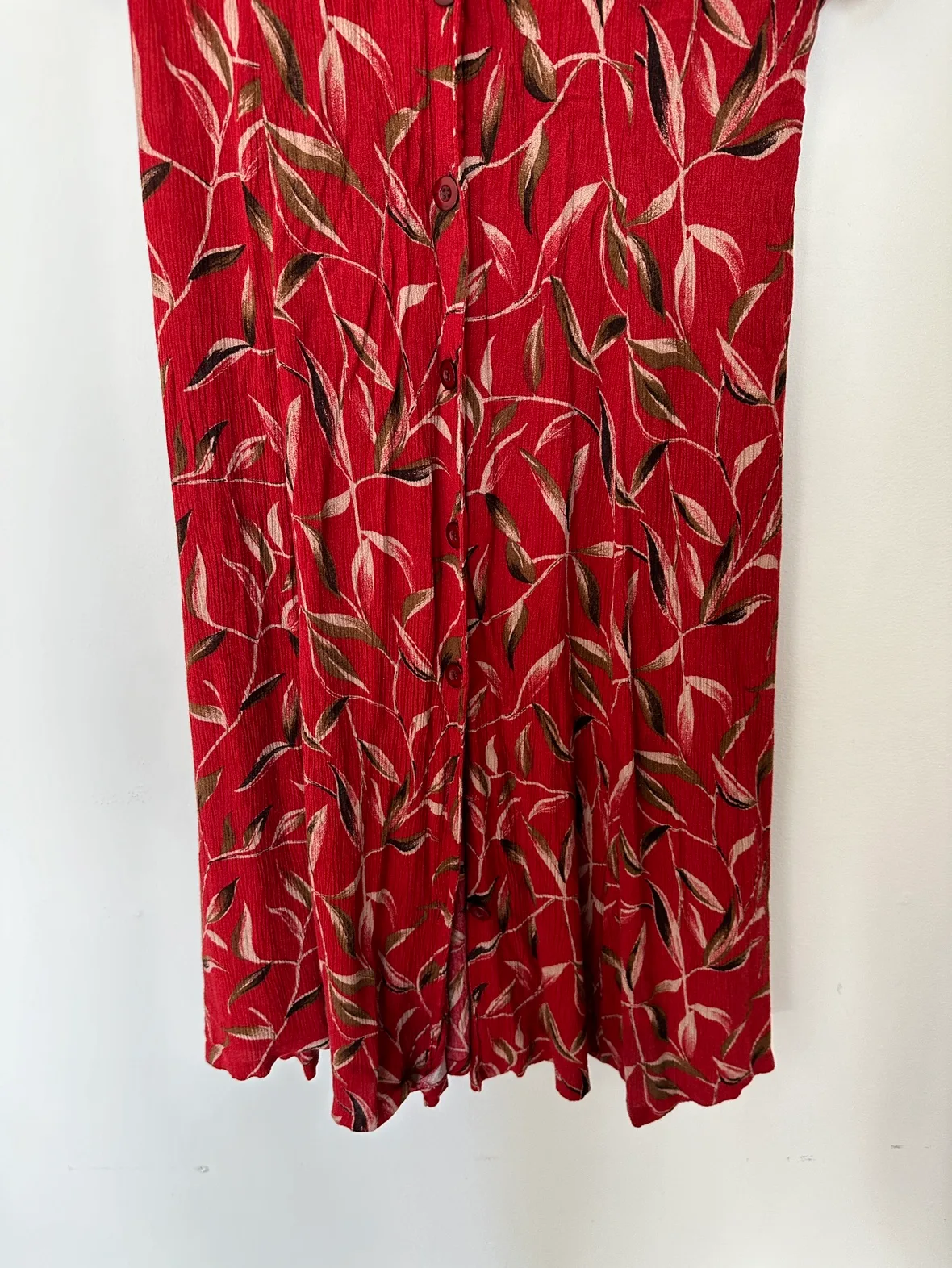 Red Floral Button-Down Dress image indicator(3)