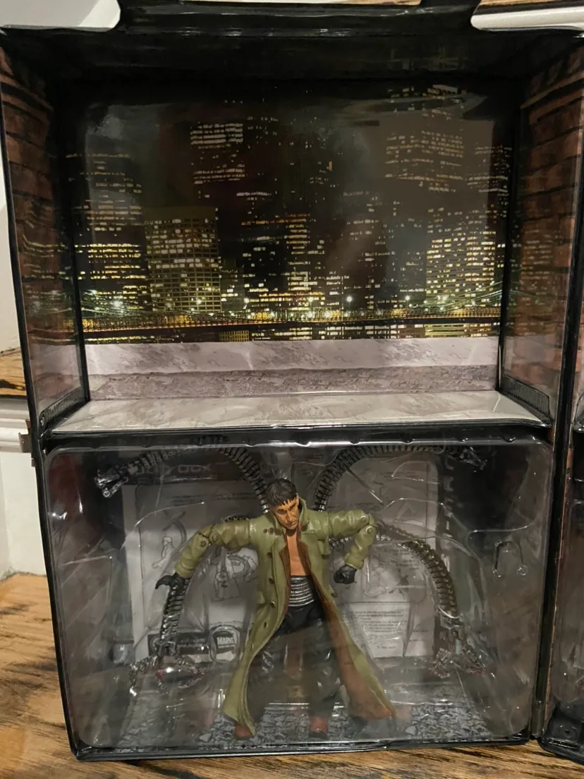 Marvel Spider-Man 2 Action Figures and Carrying Case Toy Biz image indicator(4)