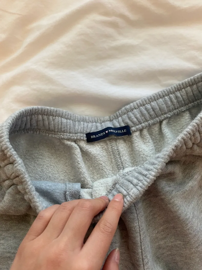 Brandy Melville sweatshorts image indicator(4)
