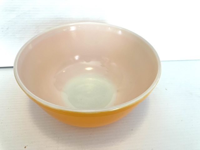 Pyrex Mixing Bowl - photo 5
