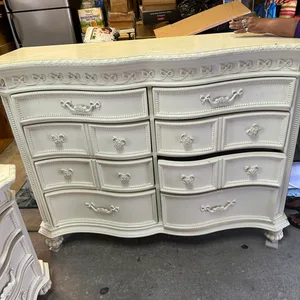 disney princess dresser and mirror Disney Princess Dresser for Sale in Laud By Sea, FL