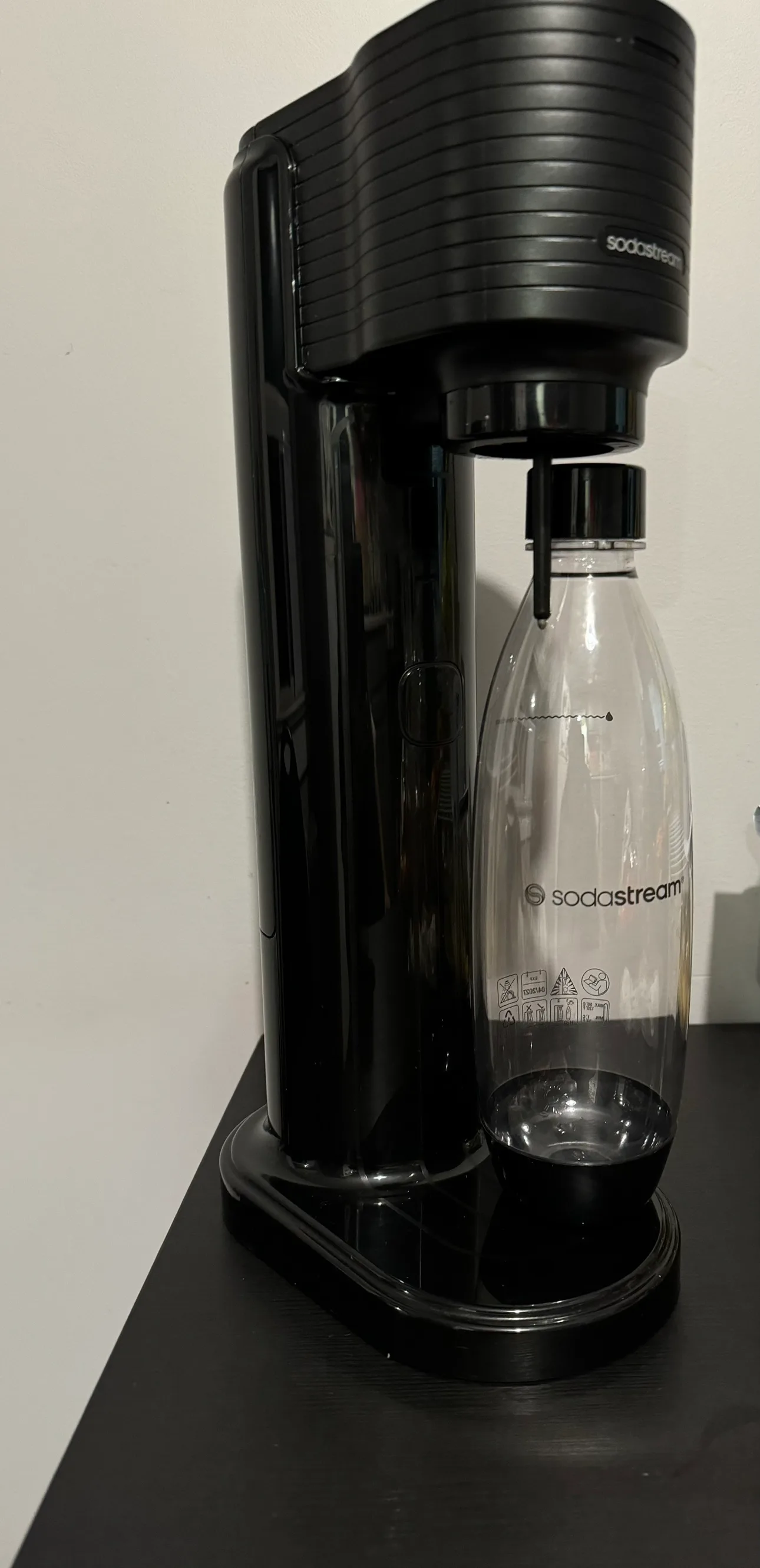SodaStream Gaia Sparkling Water Maker image indicator(3)