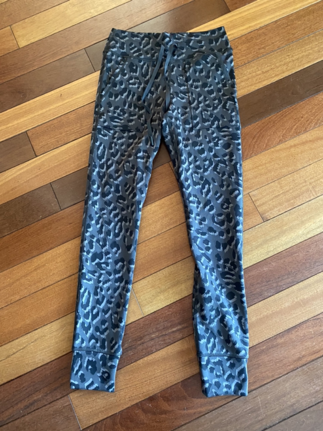 NWOT Offline by Aerie Leopard Print Leggings