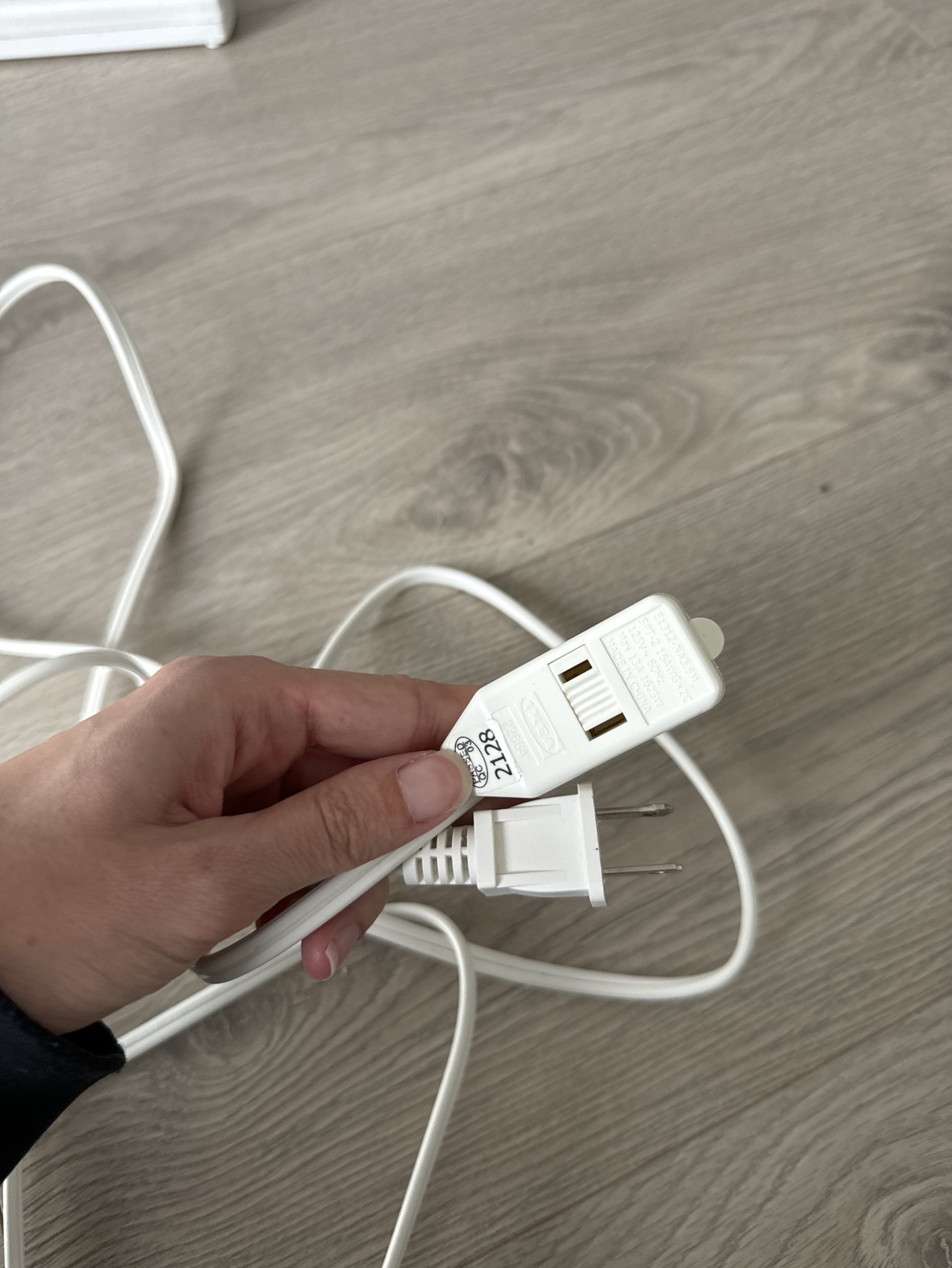 Multi-sockets adaptors + extension cable - photo 5