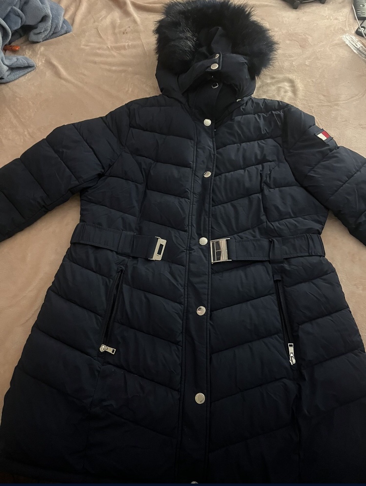 Women’s Tommy Hilfiger Belted Faux-Fur-Trim Hooded Puffer Coat - photo 2