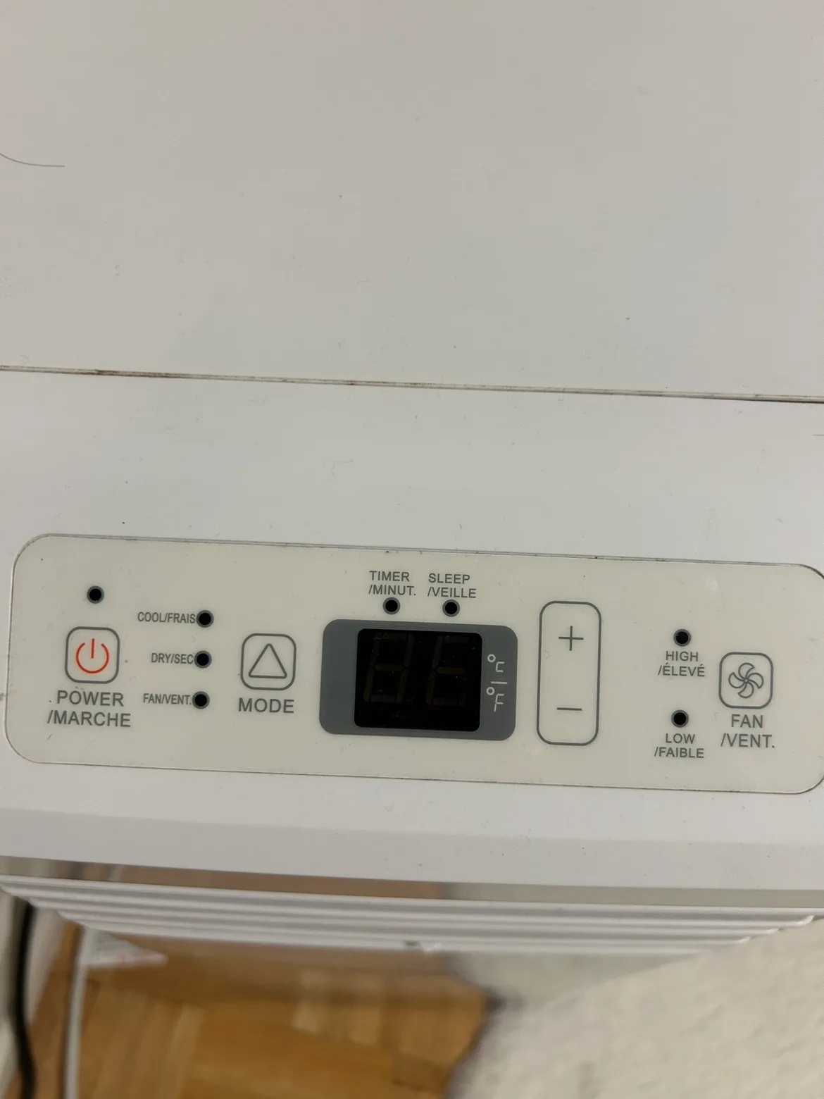 Portable Air Conditioner (AC) with remote image indicator(4)