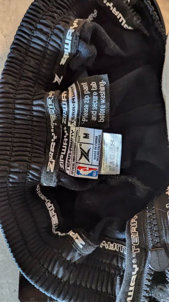 Chicago Bulls tear away pants image indicator(2)