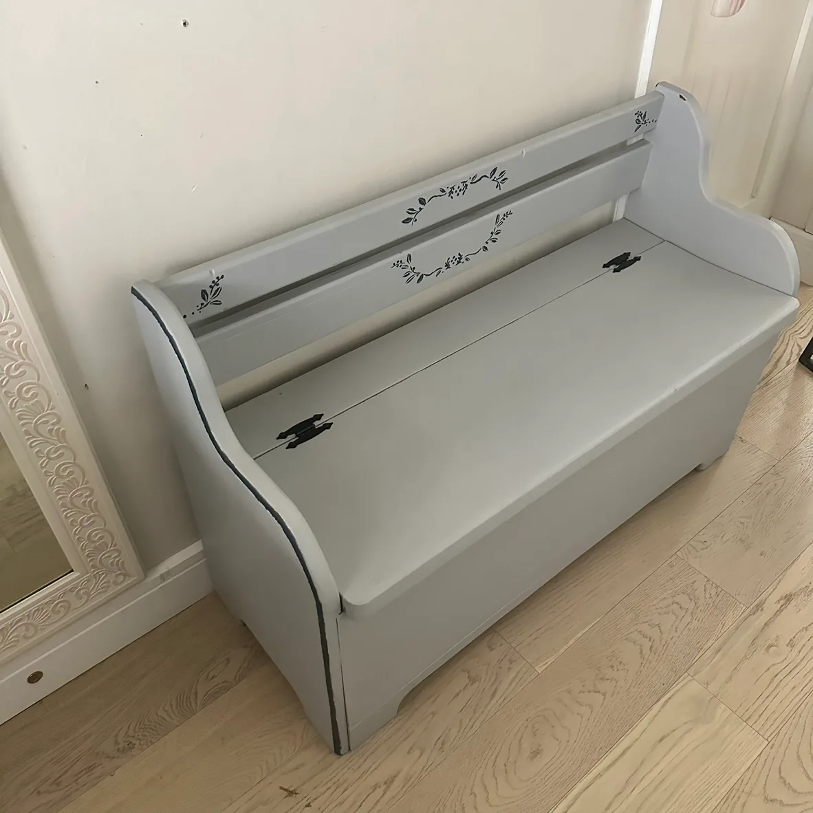 Solid wood Entryway / hallway bench with storage - bench seete image indicator(6)