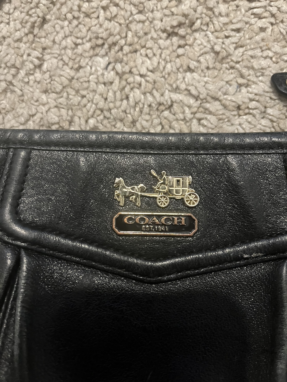 Well loved Coach wristlet - photo 3