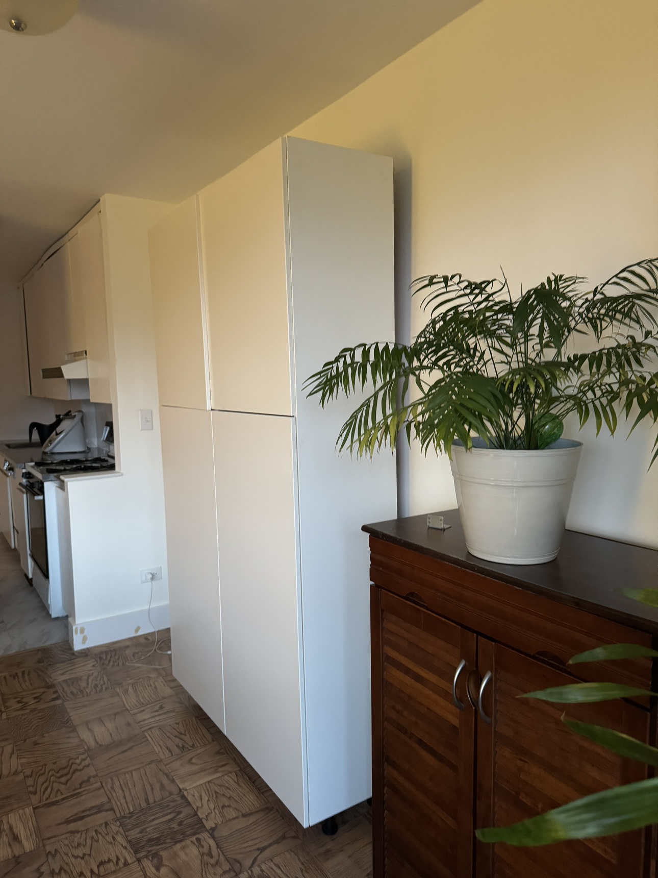 White Cabinet