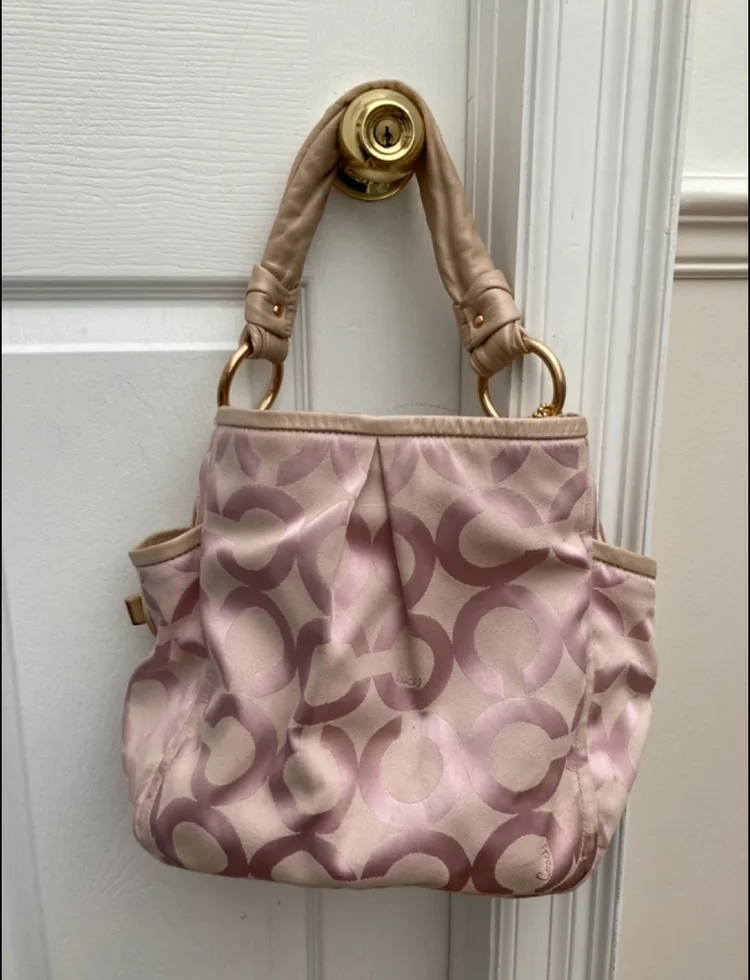 Coach Signature Pink shoulder Handbag image indicator(2)