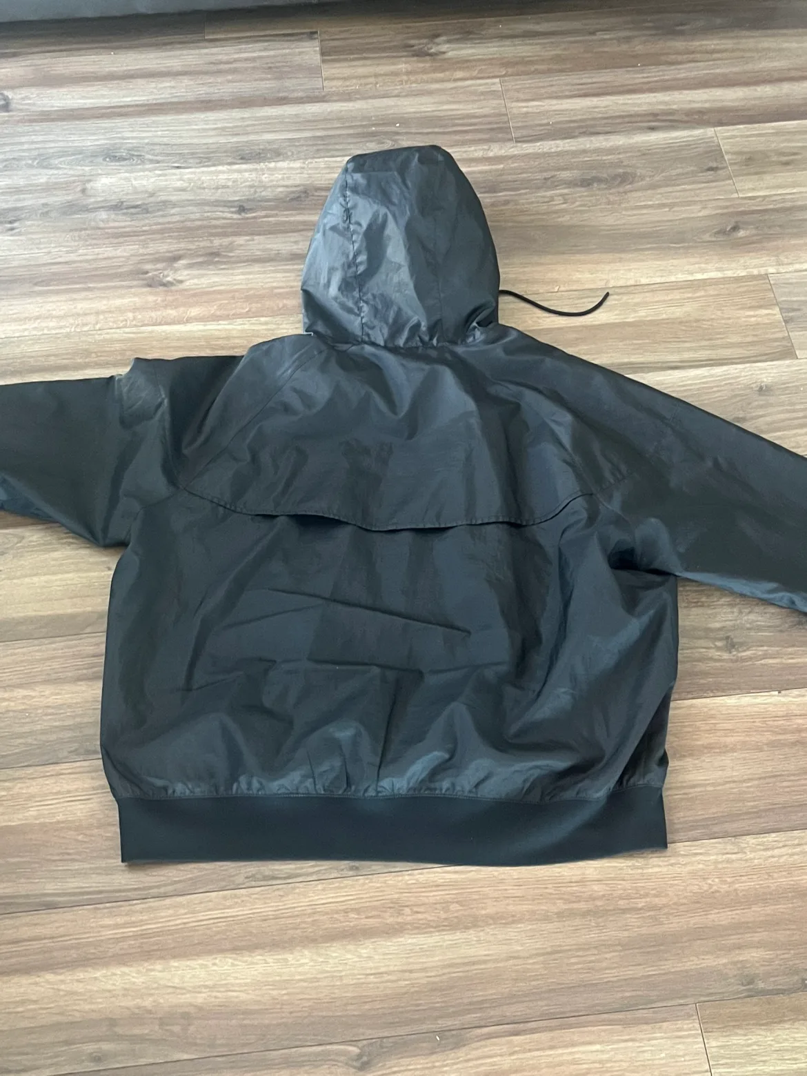 Nike Windbreaker image indicator(3)
