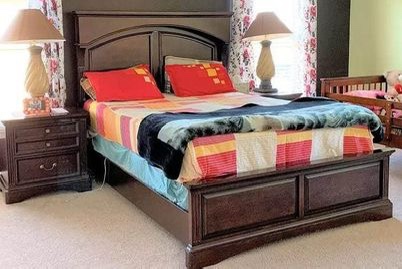 Queen Size Bed Set in Solid Wood (without mattresses) - photo 4