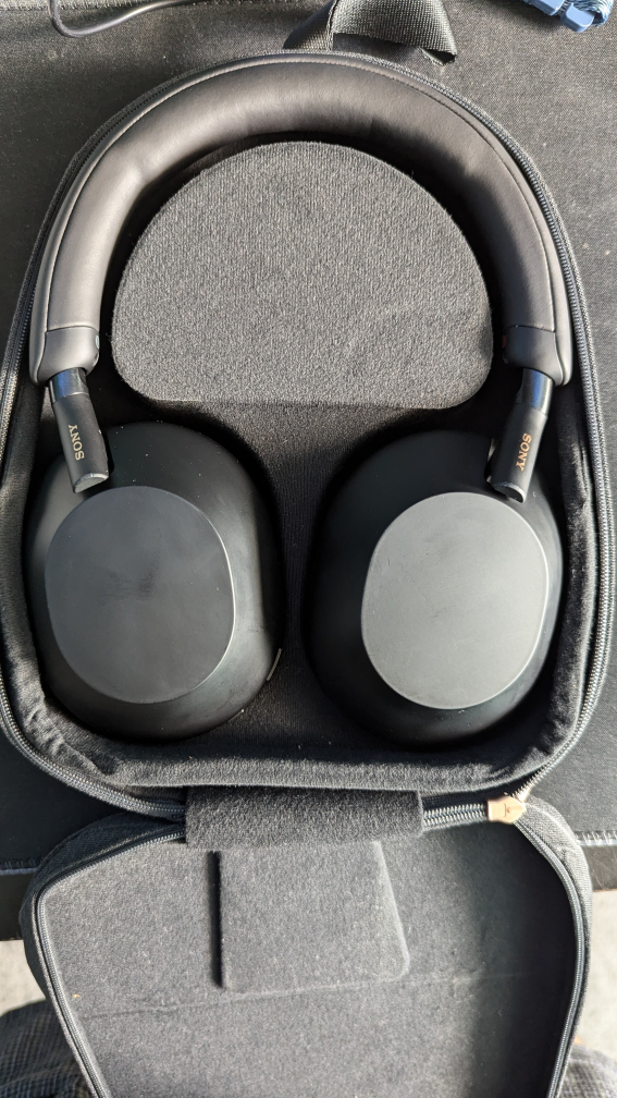 Sony WH-1000XM4 Wireless Noise Cancelling Headphones - photo 4