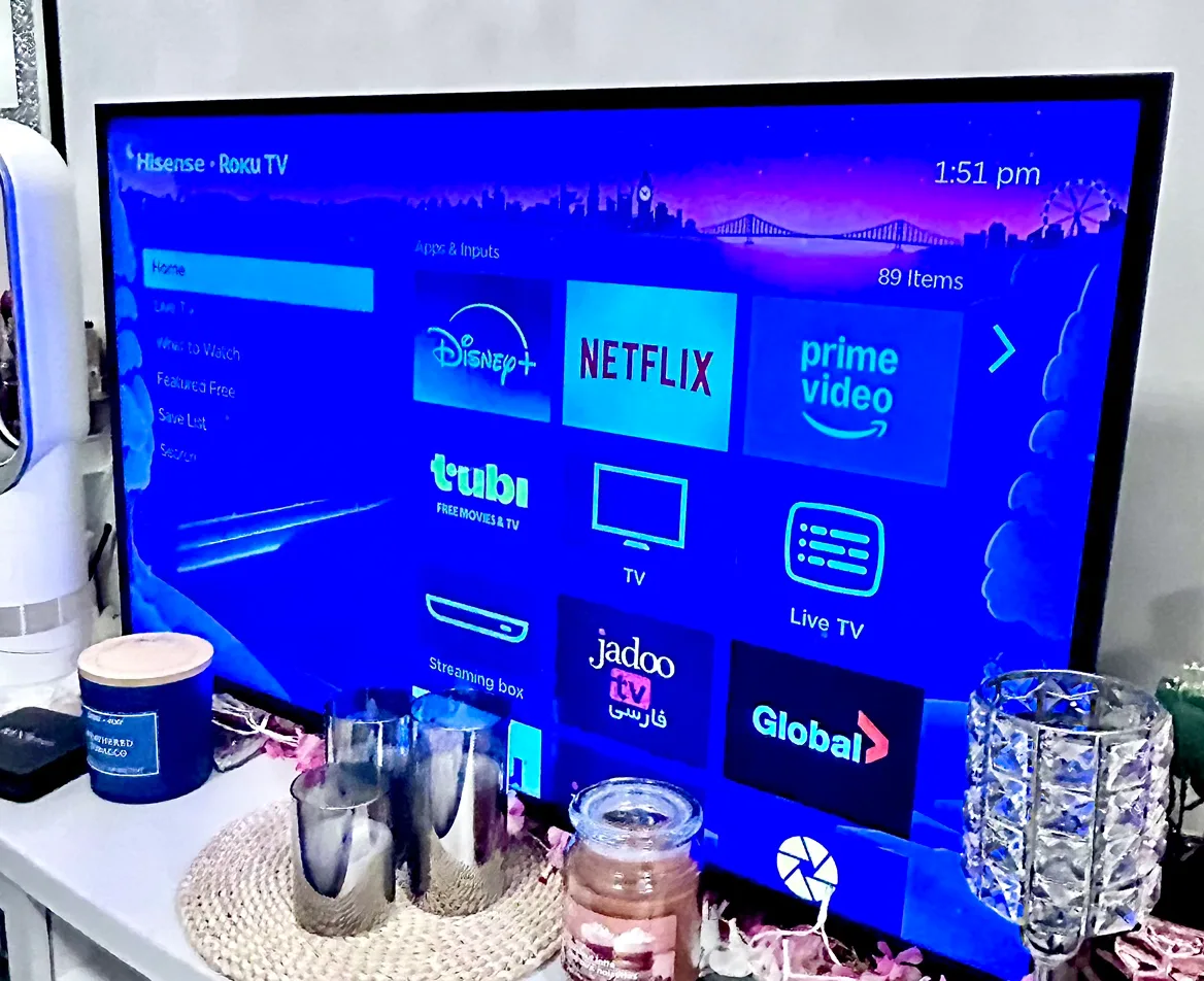 Like NEW Hisense 43" Smart HD TV FREE ROKU TUBI AND MORE image indicator(6)