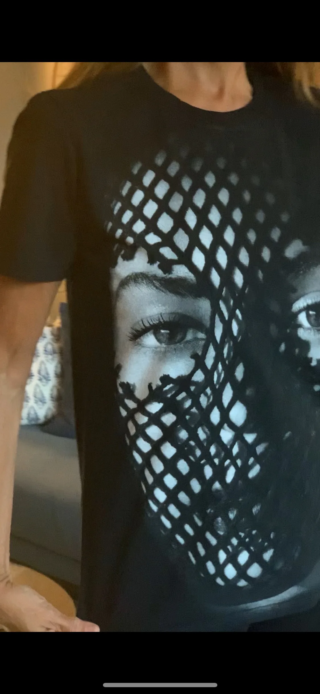 2014 Beyonce On The Run Tour T-Shirt image indicator(5)