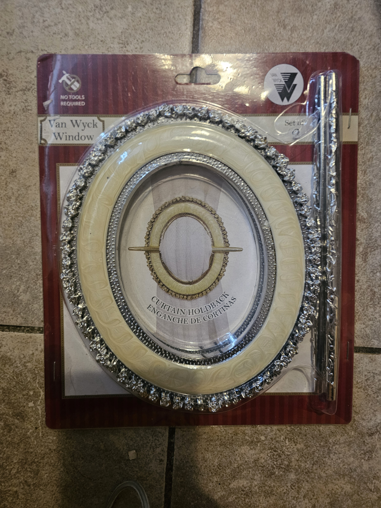 curtain holdback