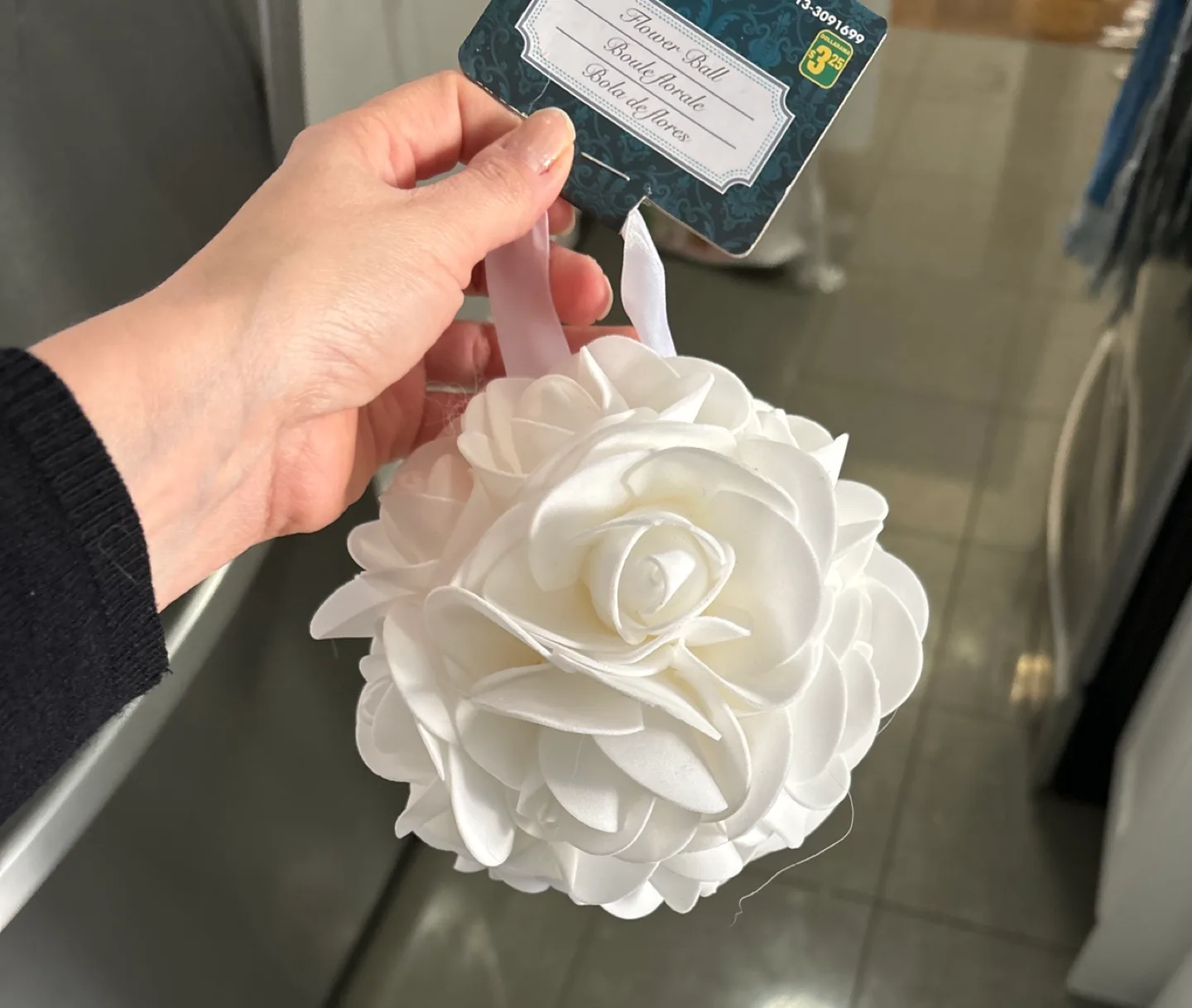 White Flower Ball thumbnail