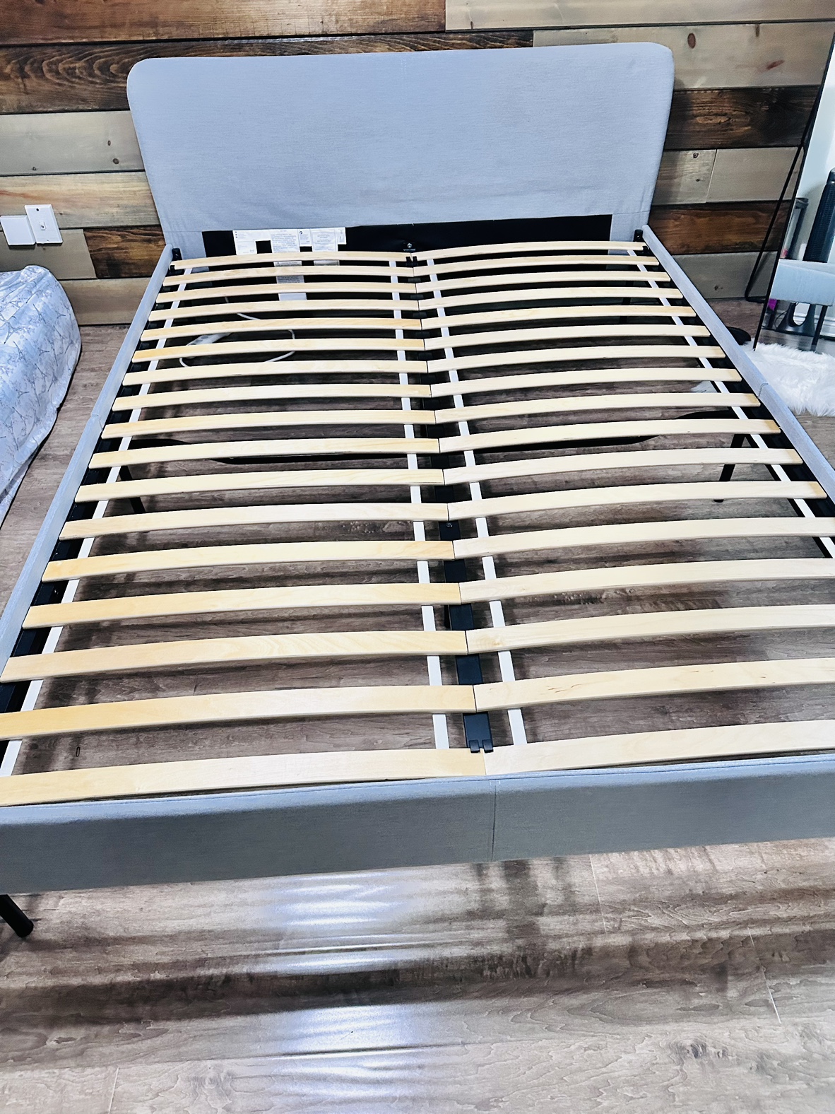 Queen Size Bed Frame, #freecycle - photo 2
