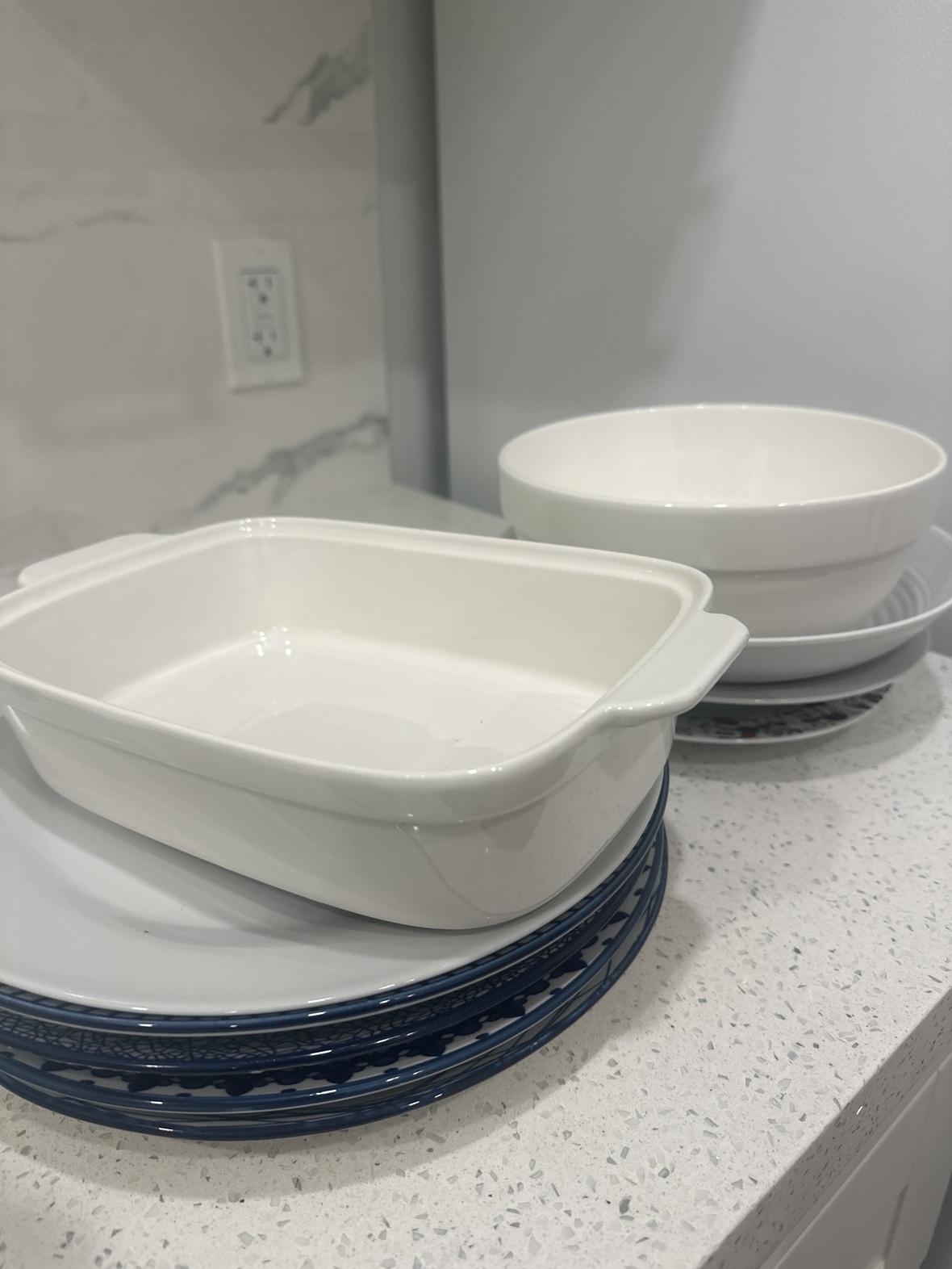 Free Crockery - Dish, Plates and Bowl