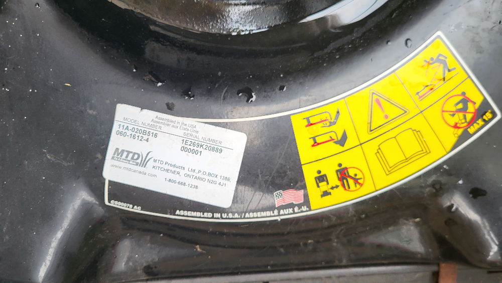 Yard Machines Push Mower - photo 2