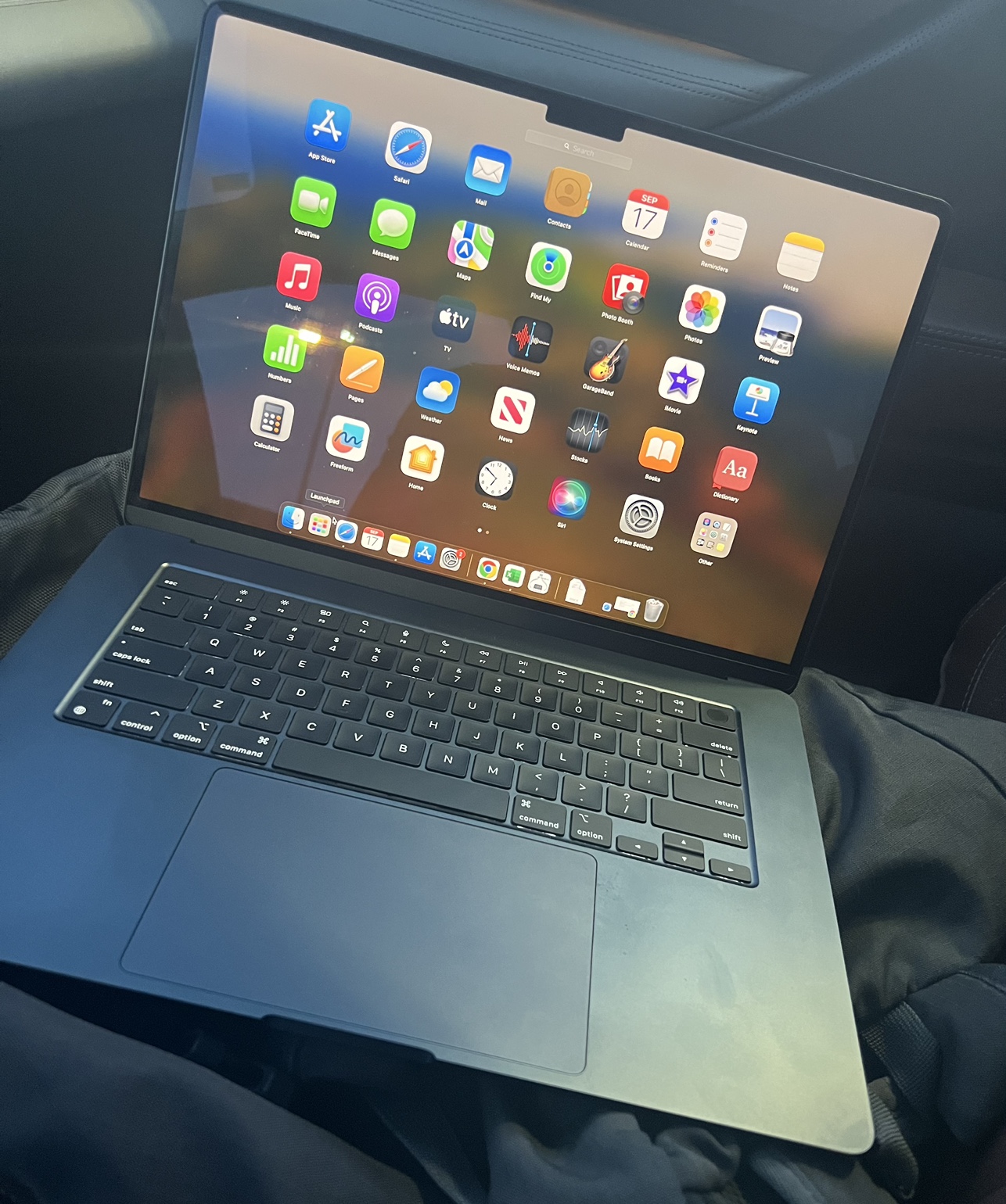 MacBook Air 15-inch Touch ID with M2 chip - Midnight